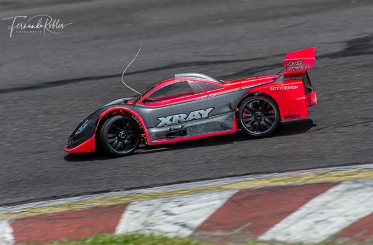 Jonathan Jiménez se lleva el primer triunfo del año en GT