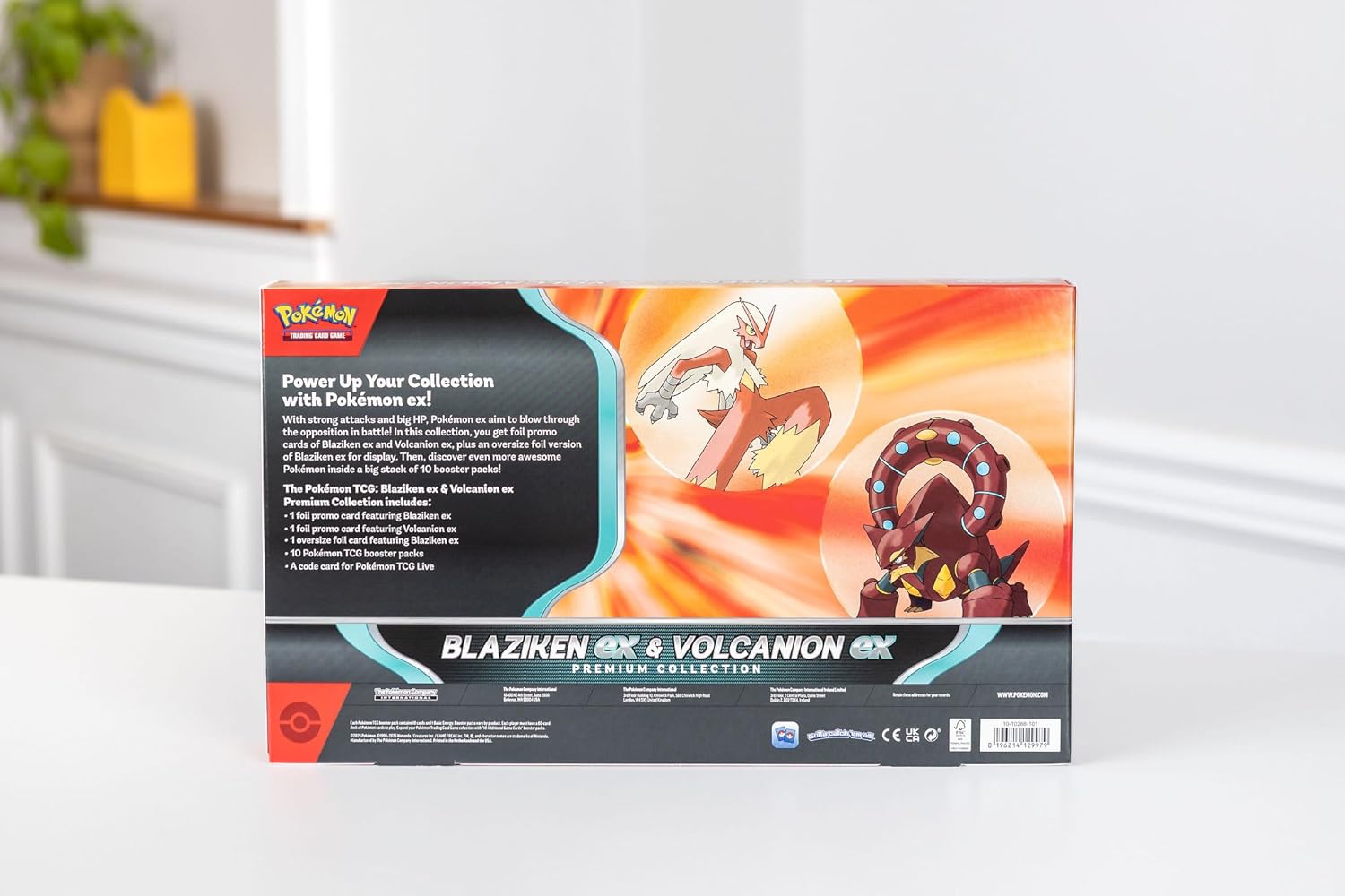 Pokémon TCG: Blaziken ex & Volcanion ex Premium Collection (Ingles)