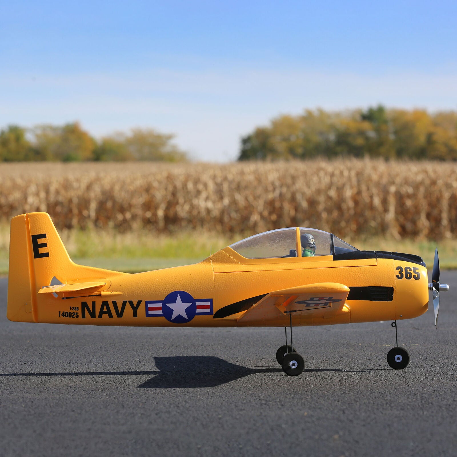 E-flite - T-28 Trojan 1.1m BNF Basic with AS3X and SAFE Select