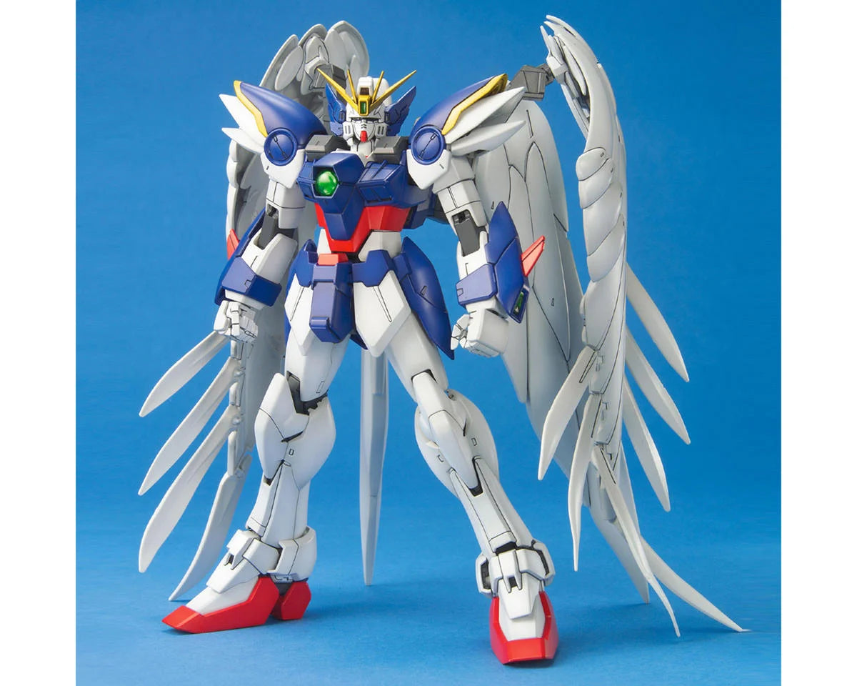 Bandai - 1/100 MG Wing Gundam Zero (EW) "Gundam Wing: Endless Waltz"