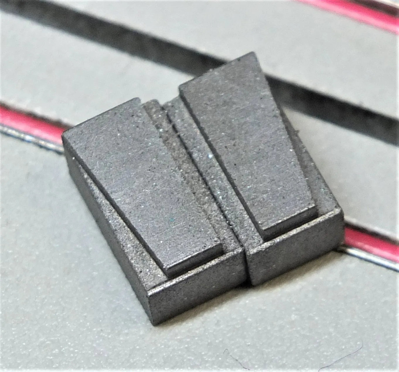 Viper - Pro 4 Maxi Traction Magnets for Viper V