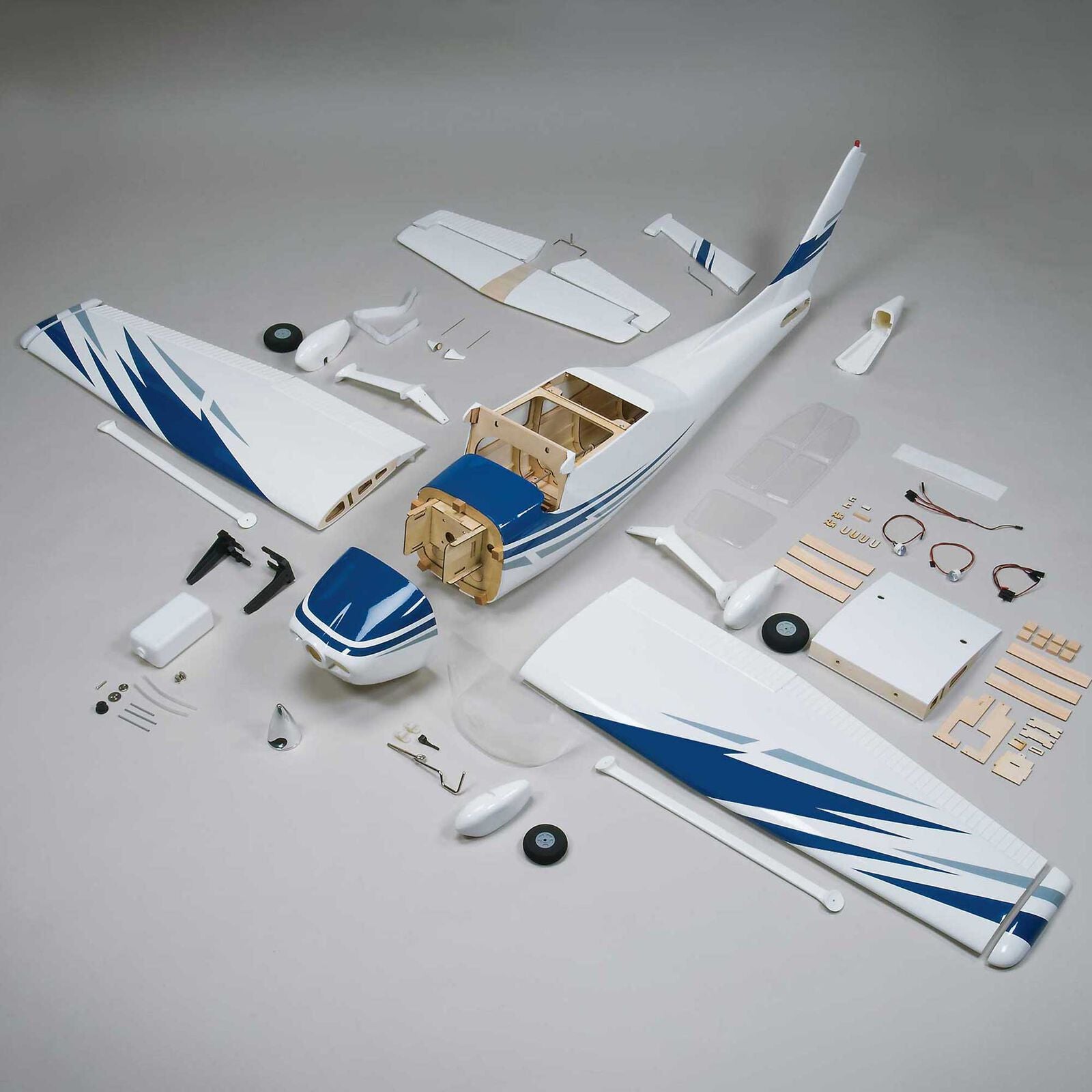 Top Flite - Cessna 182 Skylane .60-.91 GP/EP ARF, 81"