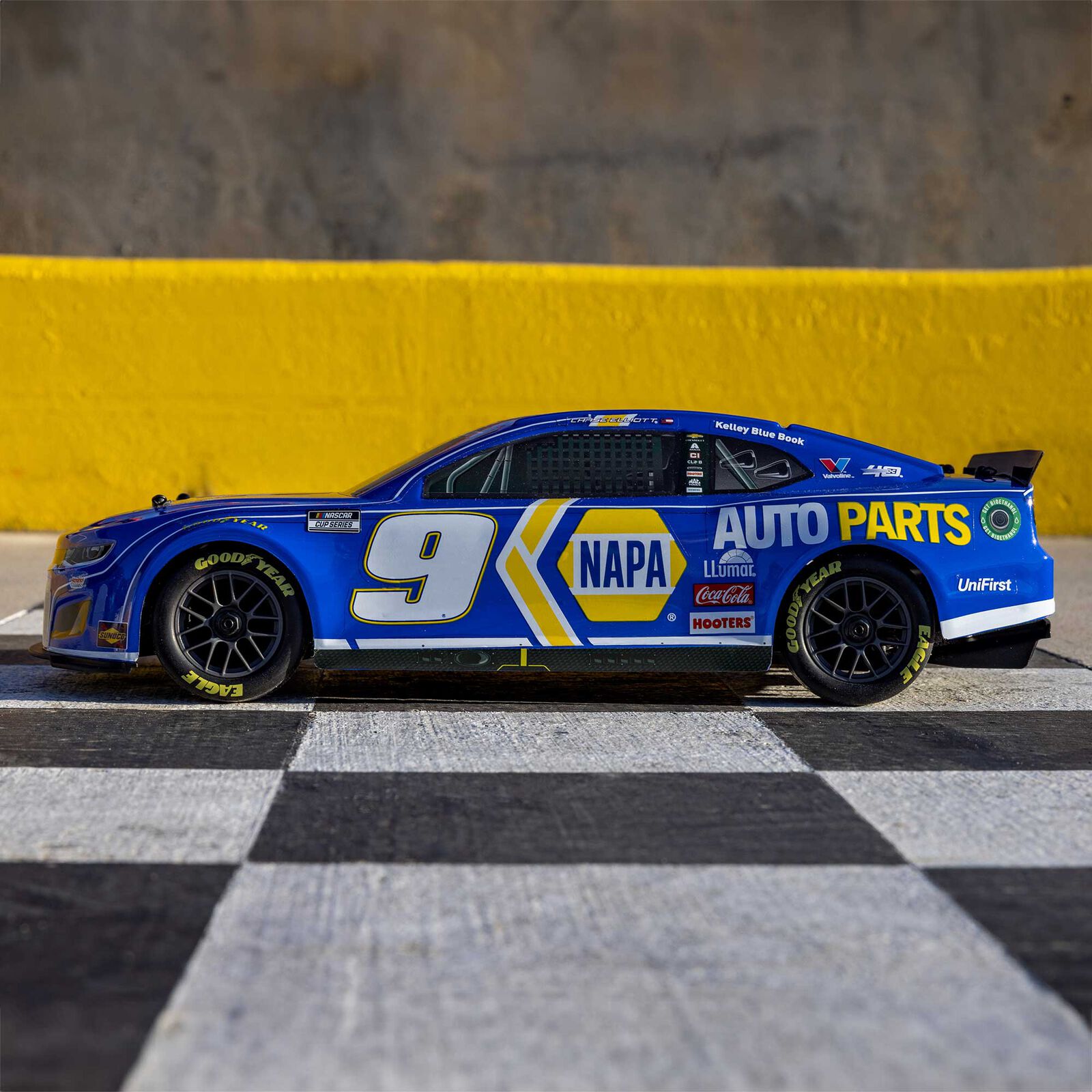 Team Losi - 1/12 NASCAR RC Racecar Chase Elliott No. 9 2024 NAPA Chevrolet ZL1 Camaro 2S AWD RTR Brushed On-Road (Battery & Charger Included), Blue