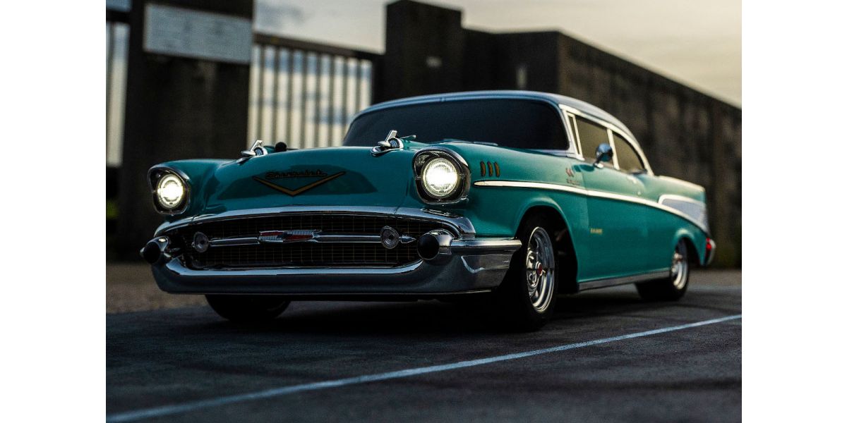 Kyosho - 1:10 Scale Radio Controlled Electric Powered 4WD FAZER Mk2 FZ02L Series readyset 1957 Chevy® Bel Air Coupe Tropical Turquoise