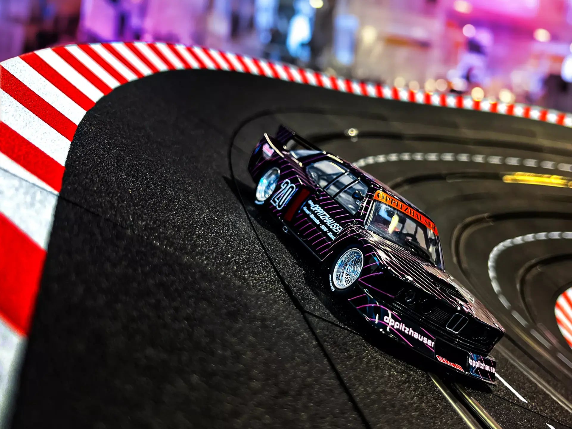 Carrera - BMW 320 Turbo Flachbau "Oppitzhauser, No.20" Digital, Escala 1/32