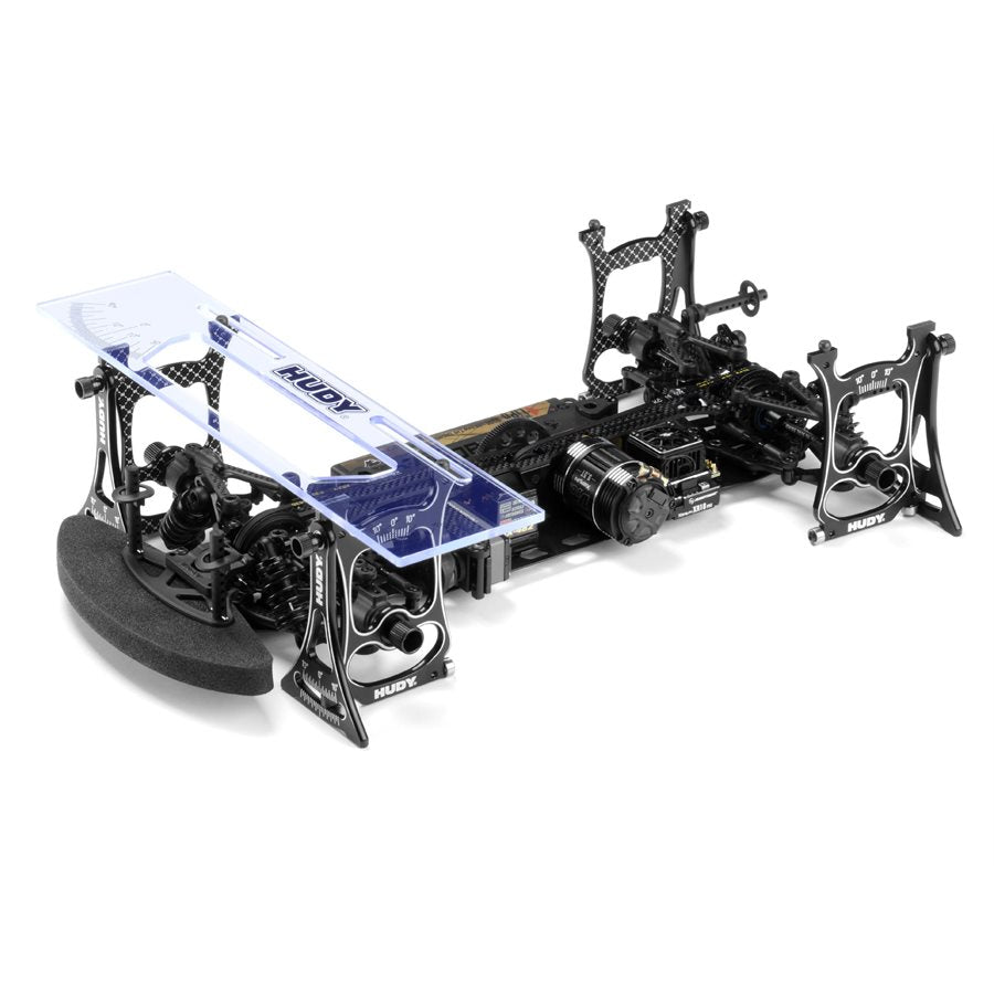 HUDY - Sistema de configuración para turismos 1/10