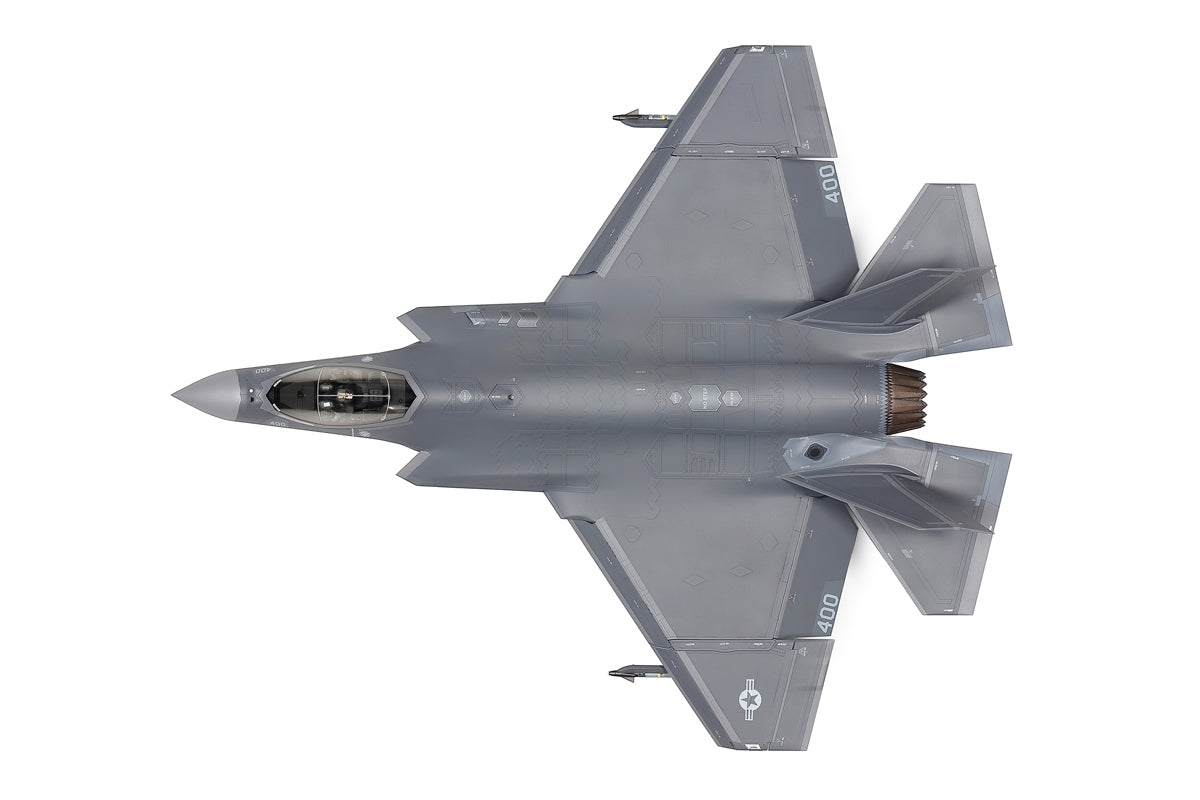 Tamiya - 1/48 Lockheed Martin F-35 C Lightning II Plastic Model Kit