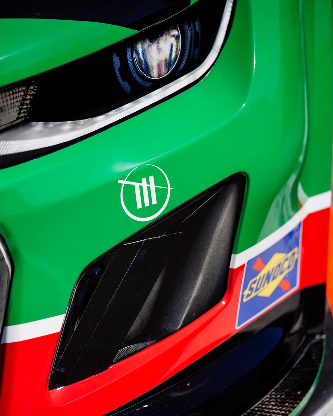 Lionel Racing - Daniel Suárez 2024 Quaker State THROWBACK ARC DIECAST, escala 1:64