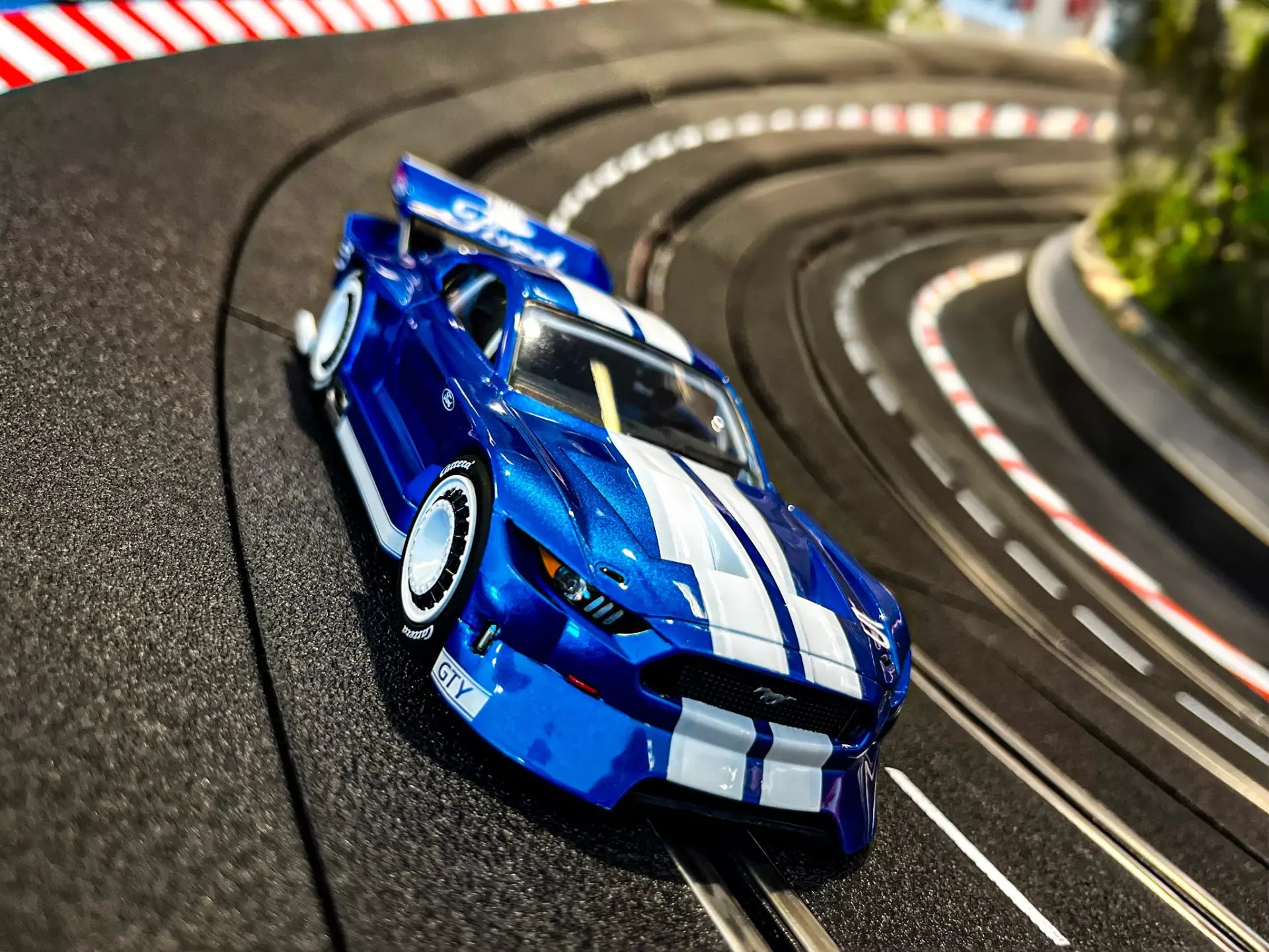 Carrera - Ford Mustang GTY "No.5" Digital, Escala 1/32