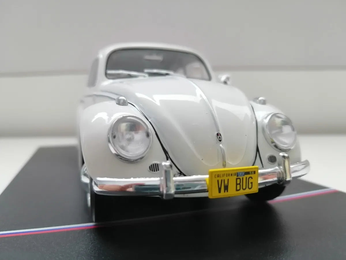 Ixo Models - 1960 Volkswagen Beetle - Pearl White, escala 1:24