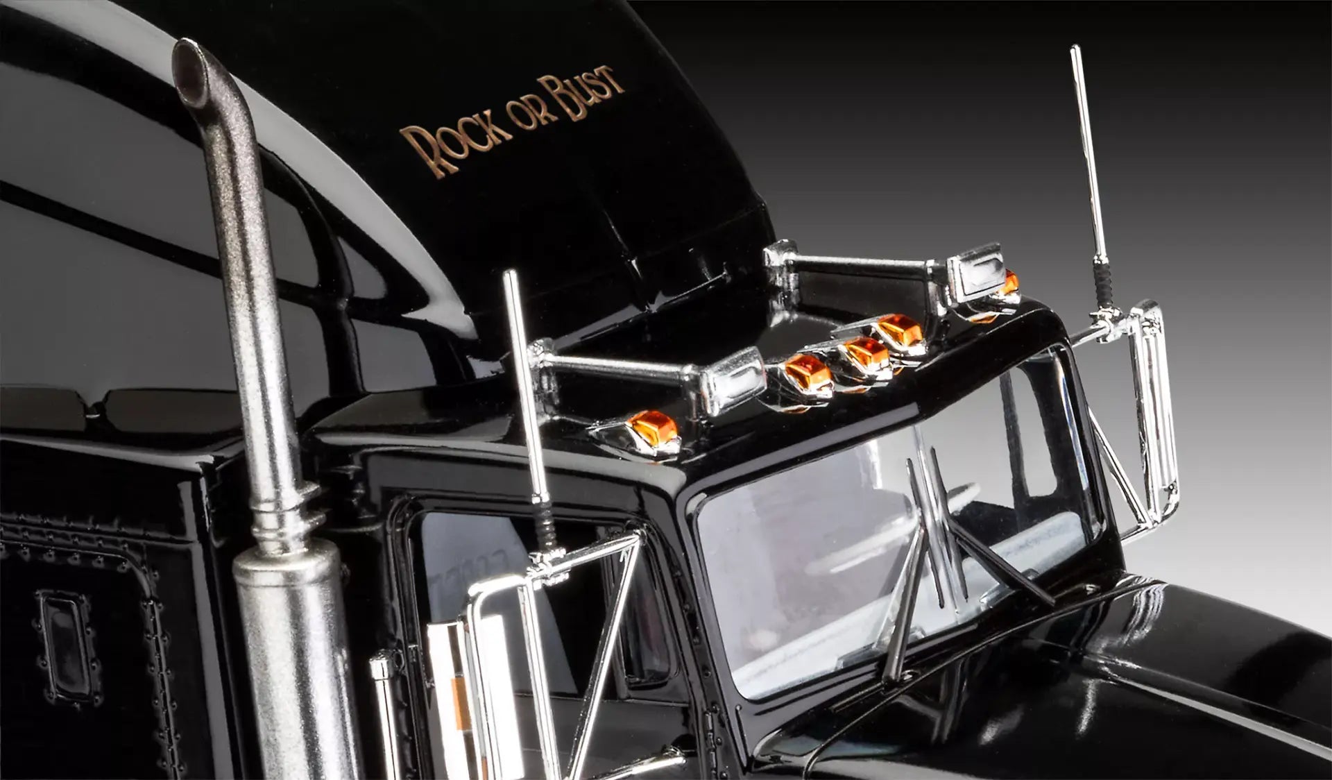 Revell - Gift Set AC/DC Tour Truck "Rock or Bust"