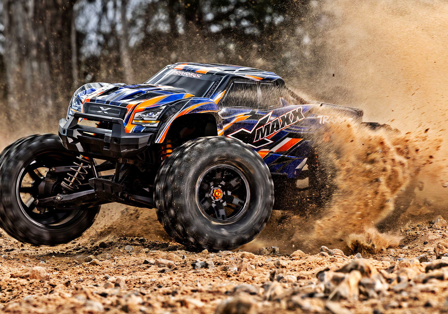 Traxxas - X-Maxx 8S 1/6 4WD Brushless RTR Monster Truck w/2.4GHz TQi Radio, TSM & Belted Tires, Naranja