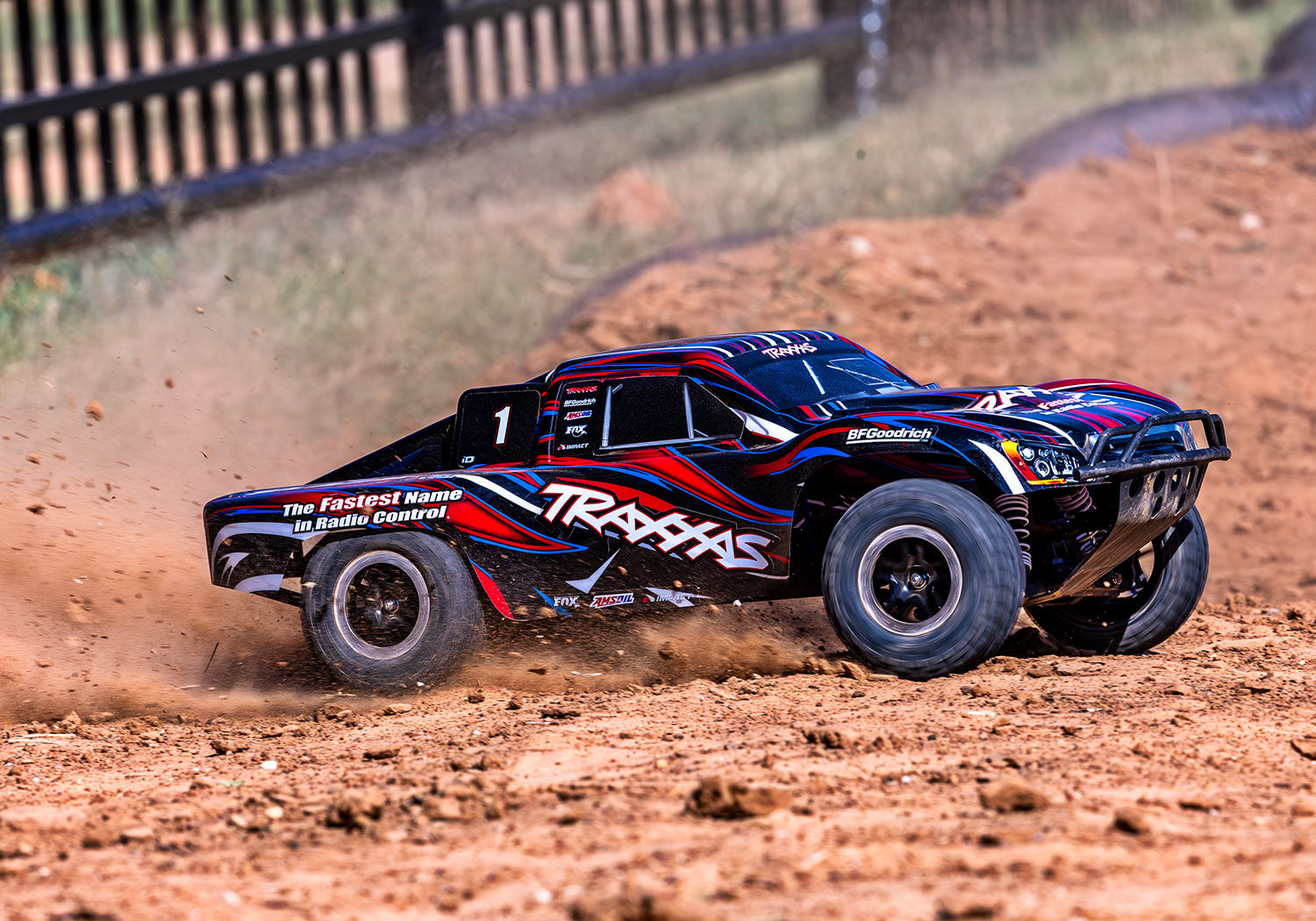 Traxxas - Slash VXL 1/10 RTR 4x4 Brushless Short Course Truck w/TQi™ 2.4GHz Radio & TSM®, Roja