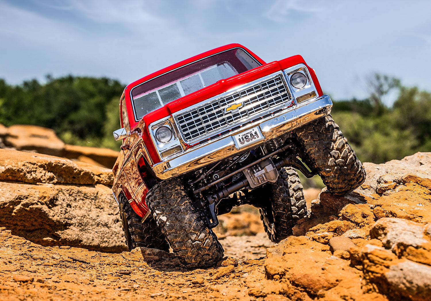 Traxxas - TRX-4® 1/10 4WD RTR Scale & Trail® Rock Crawler w/1979 Chevrolet® K10 Truck w/XL-5™ HV ESC & TQ™ 2.4GHz Radio, Roja