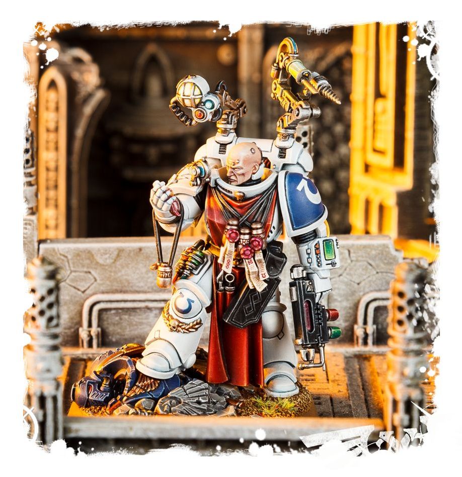 Games Workshop - Space Marines: Primaris Apothecary