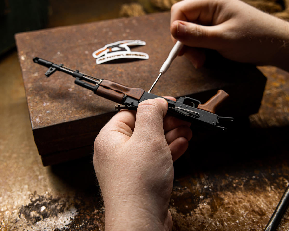 GoatGuns - Miniature 1/3 Scale Die-Cast AK47 Model Kit (Black)