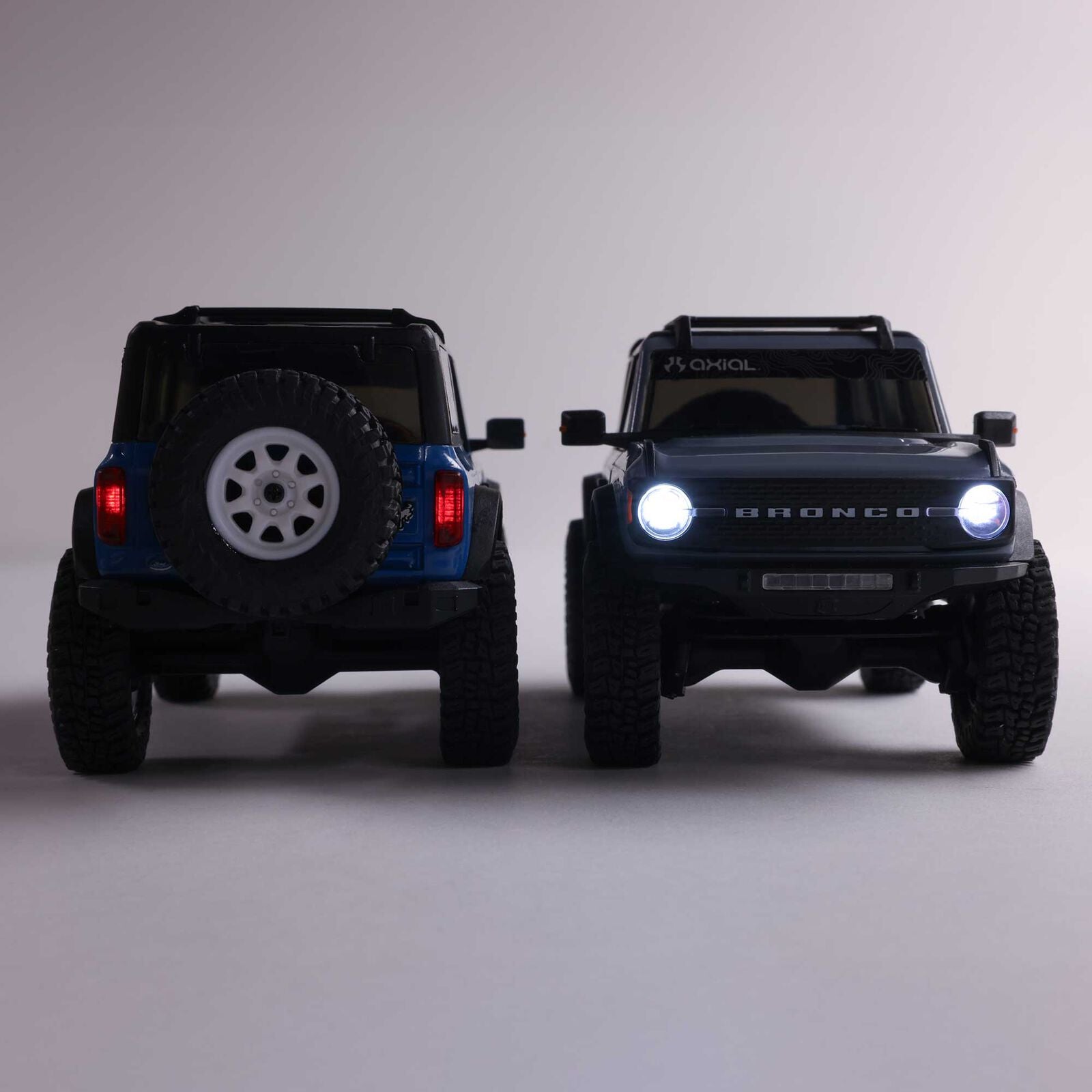 Axial - 1/30 Axial SCX30 Ford Bronco (Battery & Charger Included), Gris