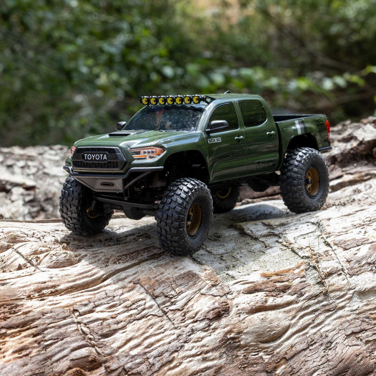Axial - 1/30 SCX30 Toyota Tacoma TRD Pro 4X4 RTR, Extreme Off-Road, Verde