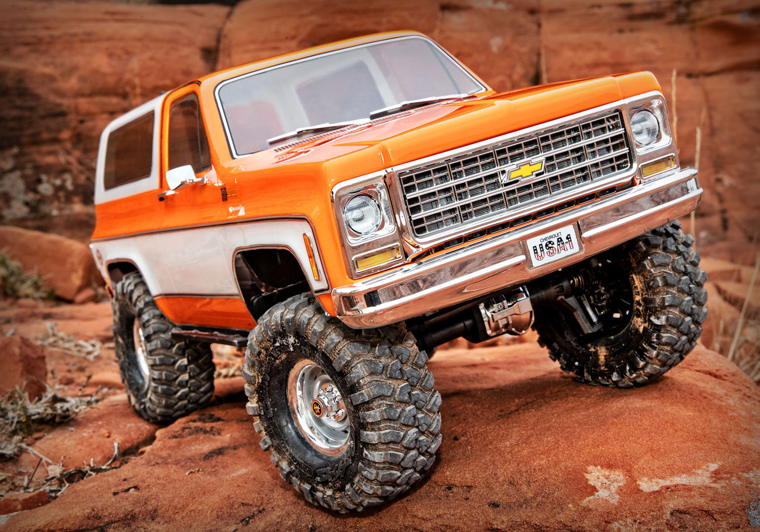 Traxxas - TRX-4® 1/10 Trail Crawler Truck w/1979 Chevy Blazer Clipless Body w/TQi 2.4GHz Radio, Naranja