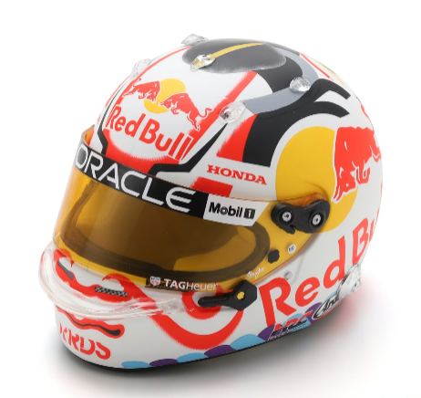 Spark - Casco Yuki Tsunoda 2025, escala 1:5