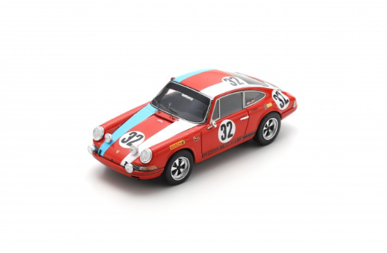 Spark - Porsche 911 No.32 Winner 24H Spa 1968 W. Kauhsen - H. Kelleners - E. Kremer, escala 1:43