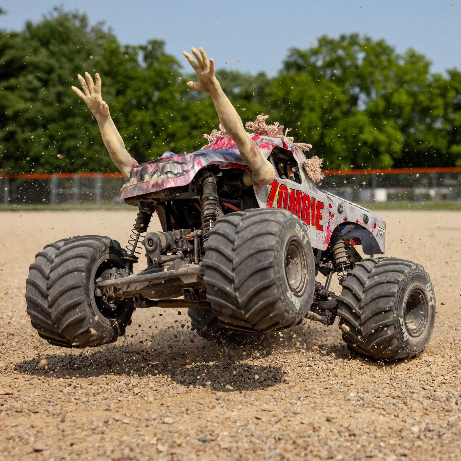 Team Losi - 1/18 Losi Mini LMT Zombie Monster Truck (Battery & Charger Included)