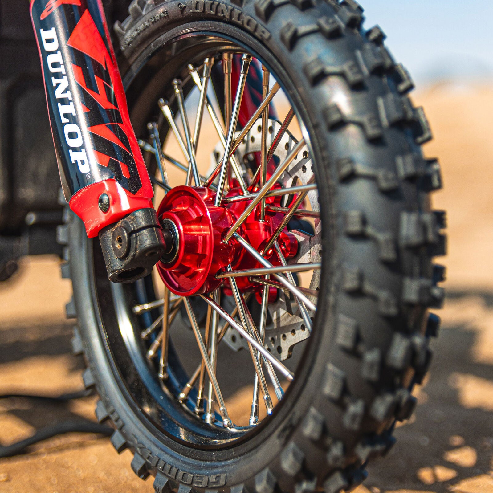 Proline Racing - 1/4 Pro-Spec Aluminum Front Hub Red: Promoto-MX