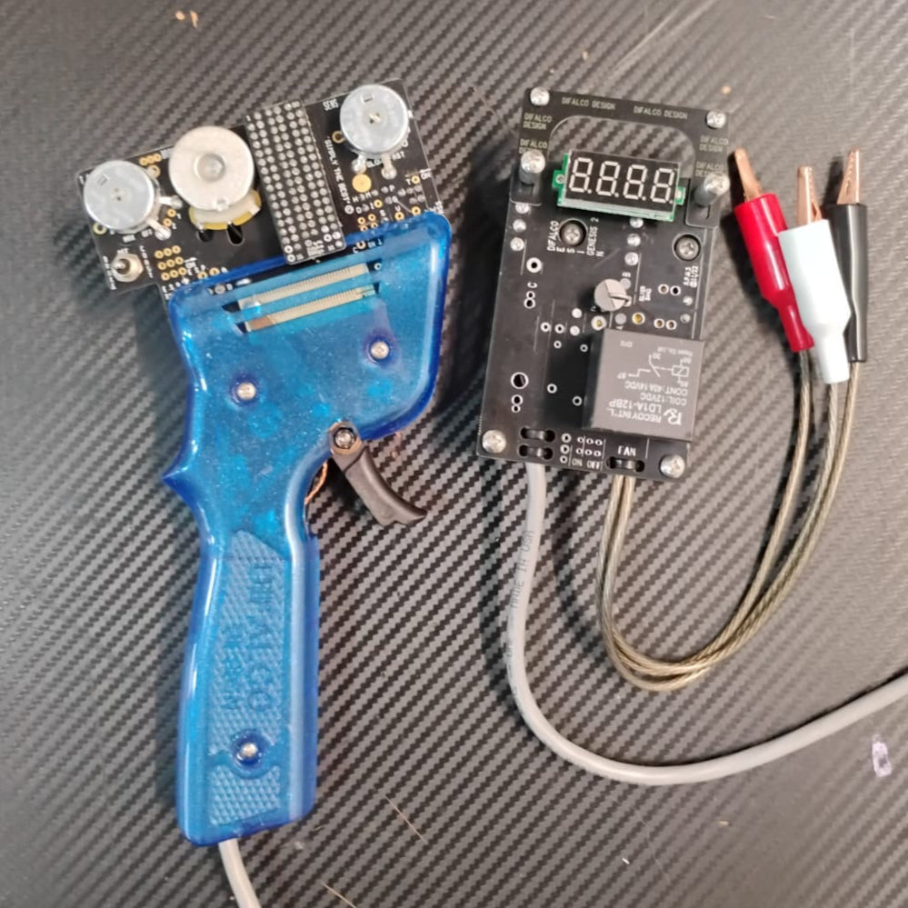Difalco Desing - Genesis Pro Electronic HO Controller (BLUE)