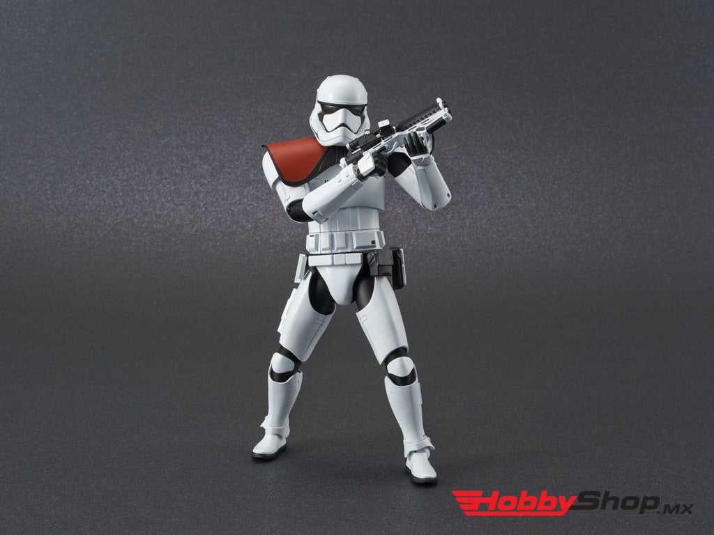 Bandai - 1/12 First Order Stormtrooper De La Versión Rise Of The Skywalker En Existencia