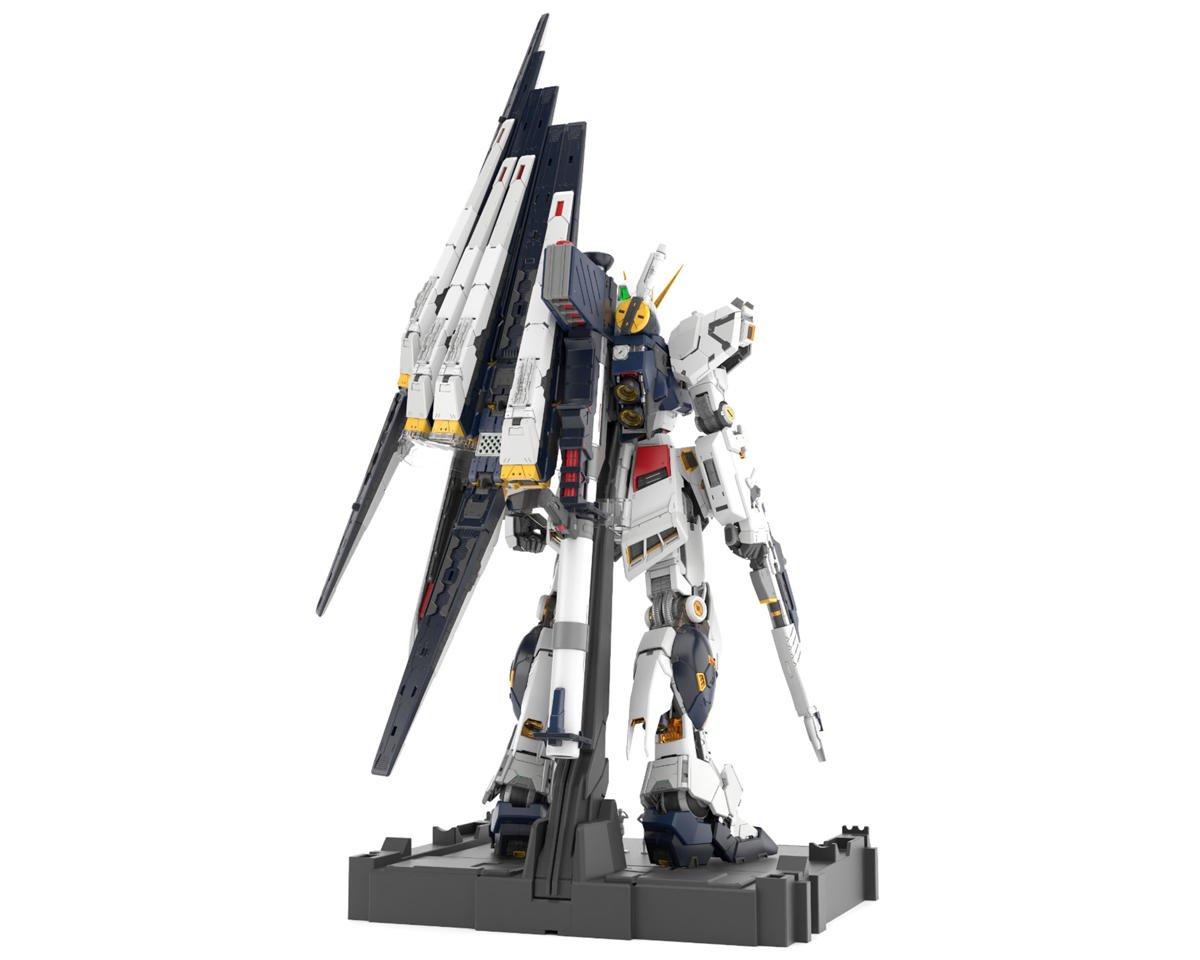 Bandai - 1/60 PG Unleashed Nu Gundam "Char's Counterattack" Plastic Model Kit