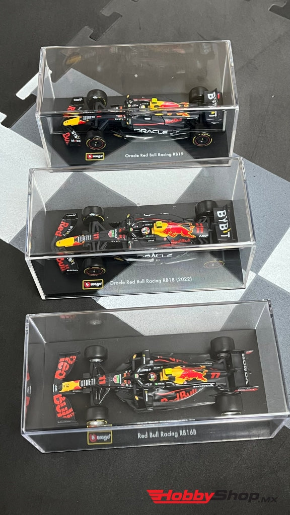 Bburago - Combo: Sergio Checo Pérez Red Bull Racing Rb16B Rb18 Y Rb19 #11 Escala 1:43 En Existencia