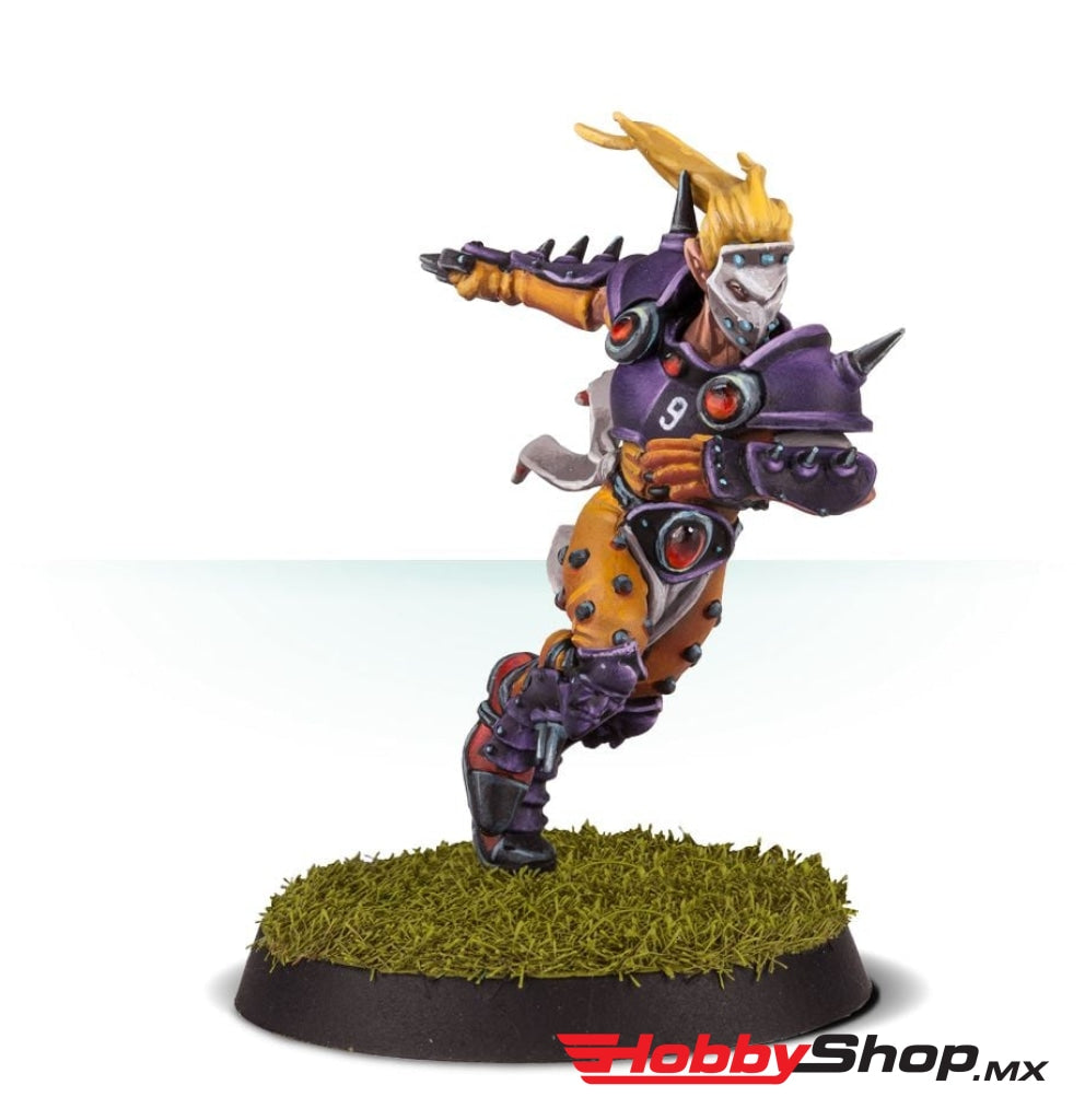 Games Workshop - Blood Bowl: Elven Union Bowl Team: Elfheim Eagles En Existencia