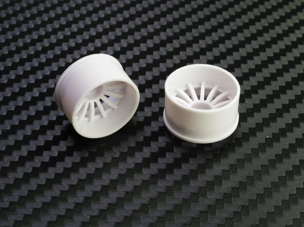 Pn Racing - Mini-Z 2Wd Machine Cut 16 Spoke Rear Wheel R3 White En Existencia