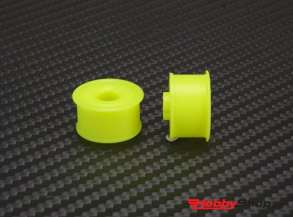Pn Racing - Mini-Z 2Wd Machine Delrin Cut Yellow Formula 11X19Mm Flanged Wheel R2 En Existencia