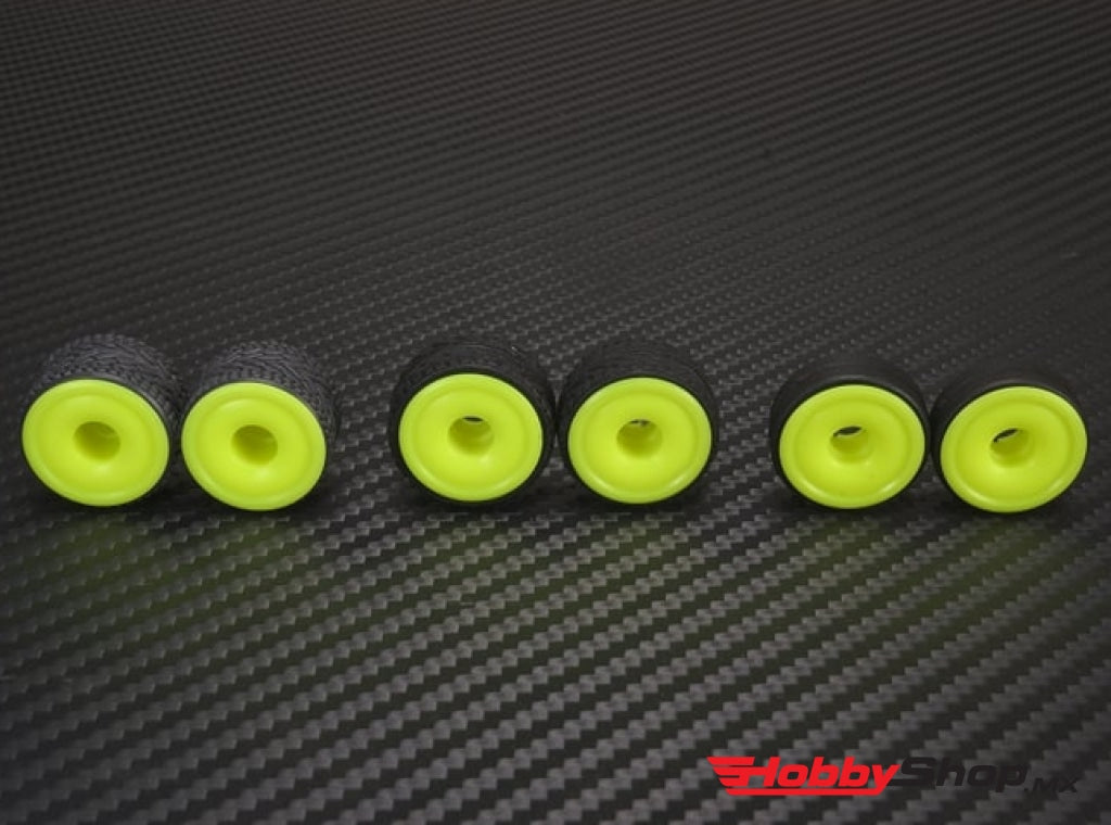 Pn Racing - Mini-Z 2Wd Machine Delrin Cut Yellow Formula 11X20Mm Flanged Wheel R0 En Existencia