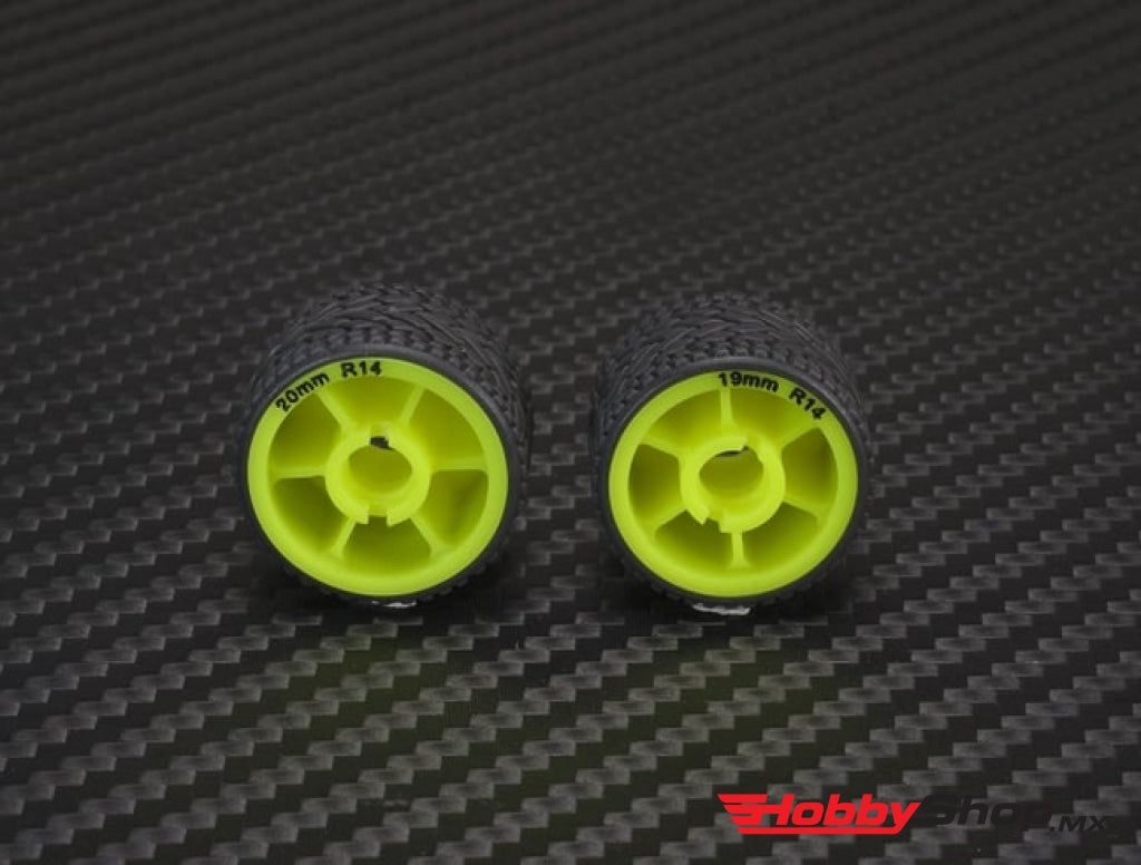 Pn Racing - Mini-Z 2Wd Machine Delrin Cut Yellow Formula 14X20Mm Flanged Wheel R14 En Existencia