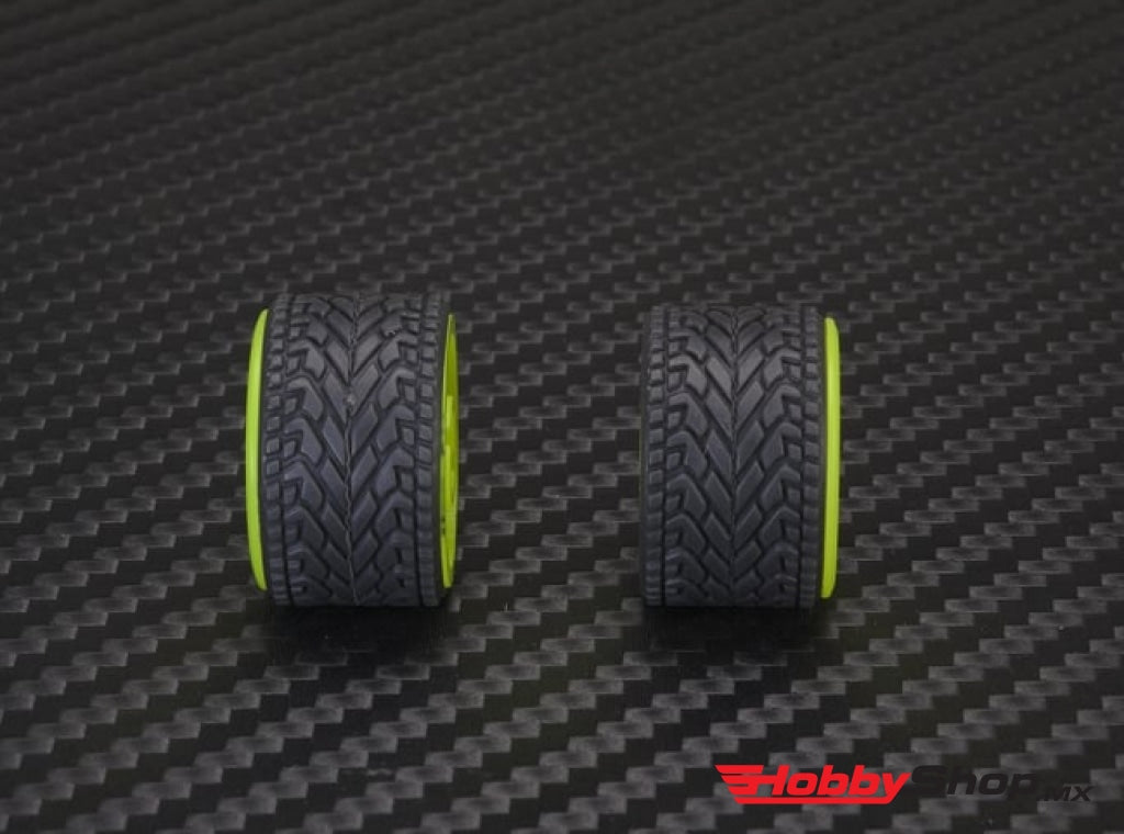 Pn Racing - Mini-Z 2Wd Machine Delrin Cut Yellow Formula 14X20Mm Flanged Wheel R14 En Existencia