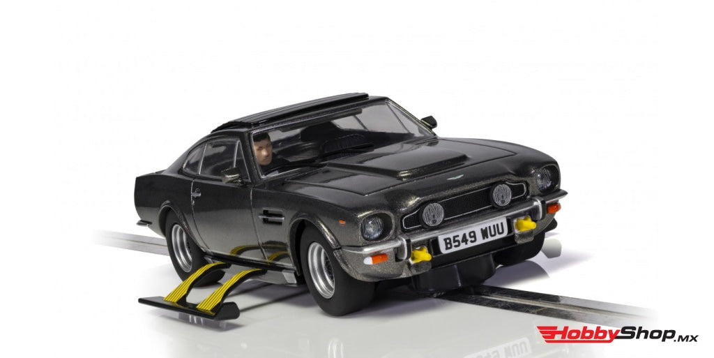 Scalextric - James Bond Aston Martin V8 The Living Daylights Escala 1/32 En Existencia
