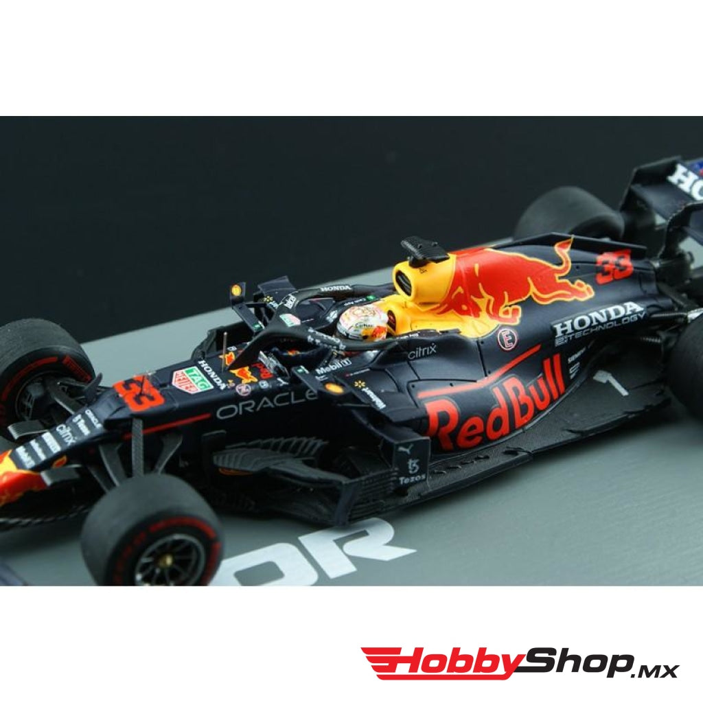 Spark - Max Verstappen Red Bull Racing Rb16B #33 Winner Abu Dhabi Gp 2021 With Board And World