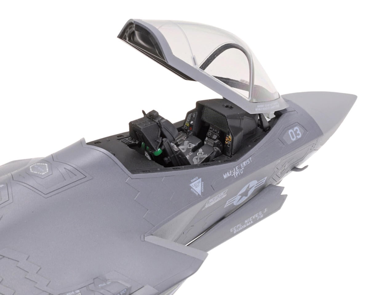 Tamiya - 1/72 Lockheed Martin® F-35®C Lightning II® War Bird Plastic Model Kit