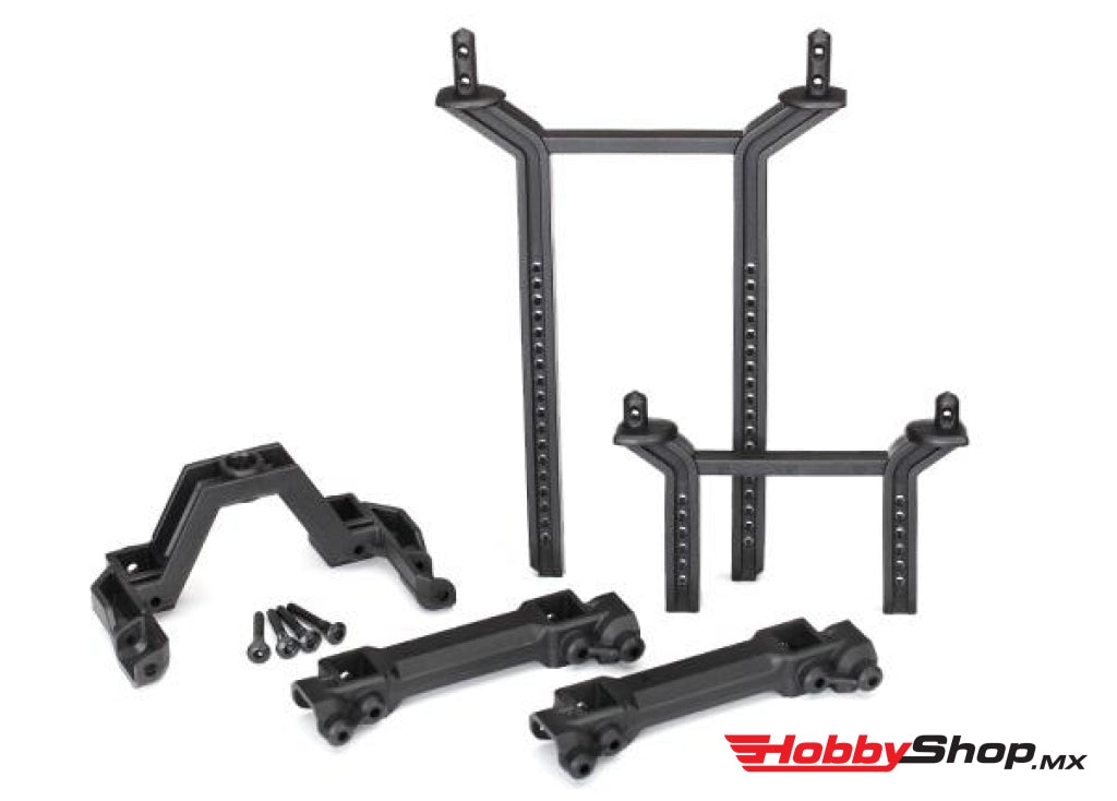 Traxxas - Soportes Y Postes Para La Carrocería Delantero Trasero (Juego Completo) En Existencia