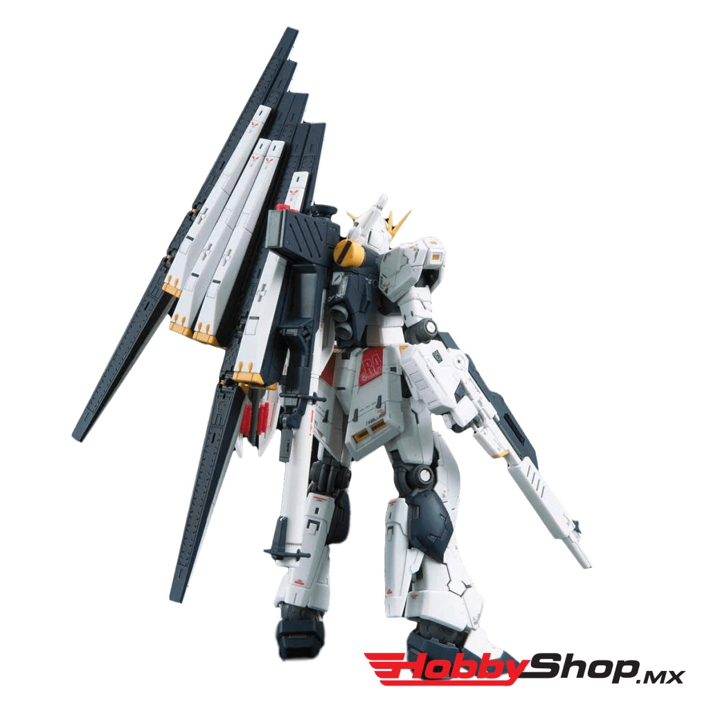 Bandai - Rx-93 V Gundam Chars Counterattack Rg 1/144 Model Kit En Existencia
