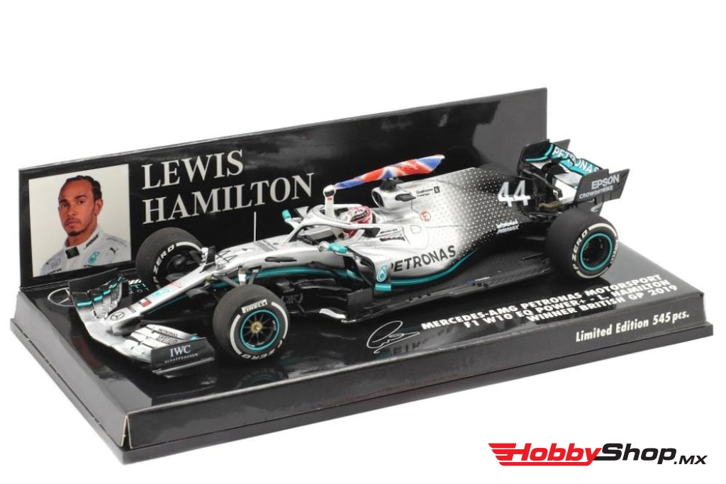 Minichamps - Mercedes-Amg Petronas Motorsport F1 W10 Eq Power+ Lewis Hamilton W. Flag Winner British