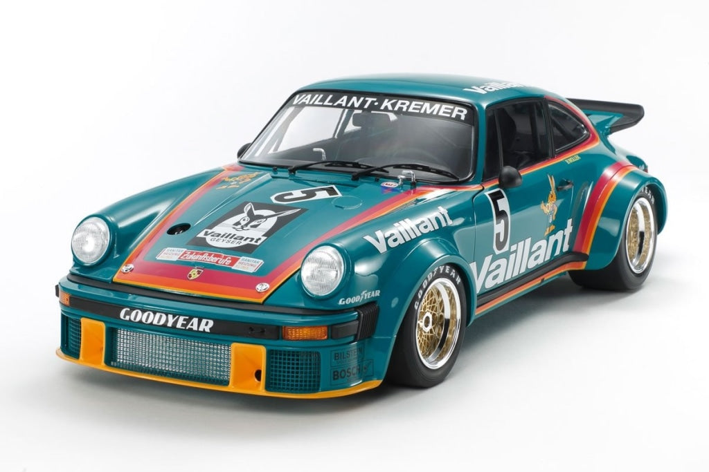 Tamiya - 1/12 Porsche 934 Vaillant Plastic Model Kit Con Fotograbados En Existencia