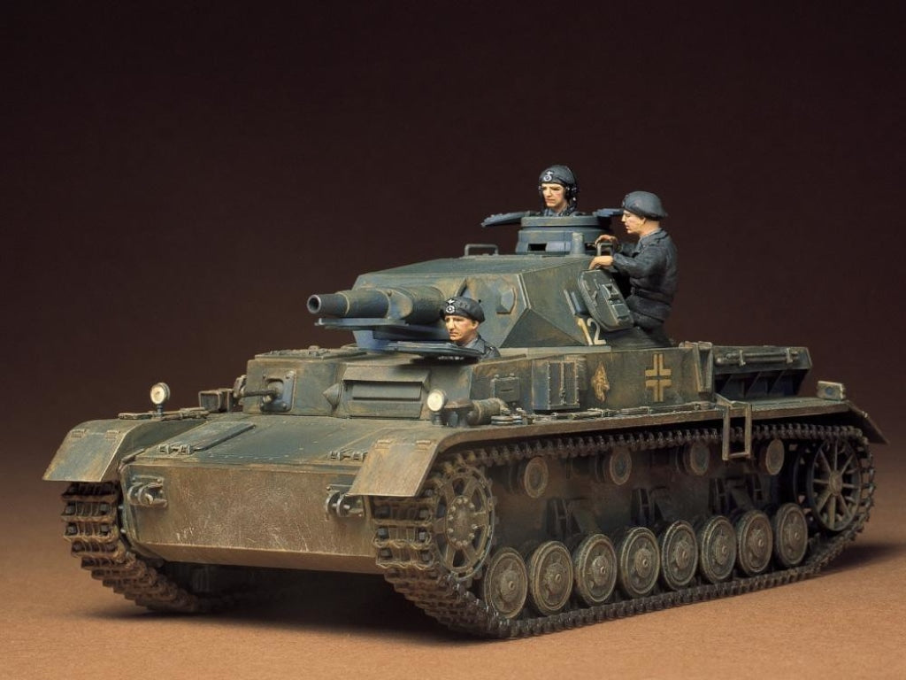 Tamiya - 1/35 German Pzkpw Iv Ausfd Plastic Model Kit En Existencia