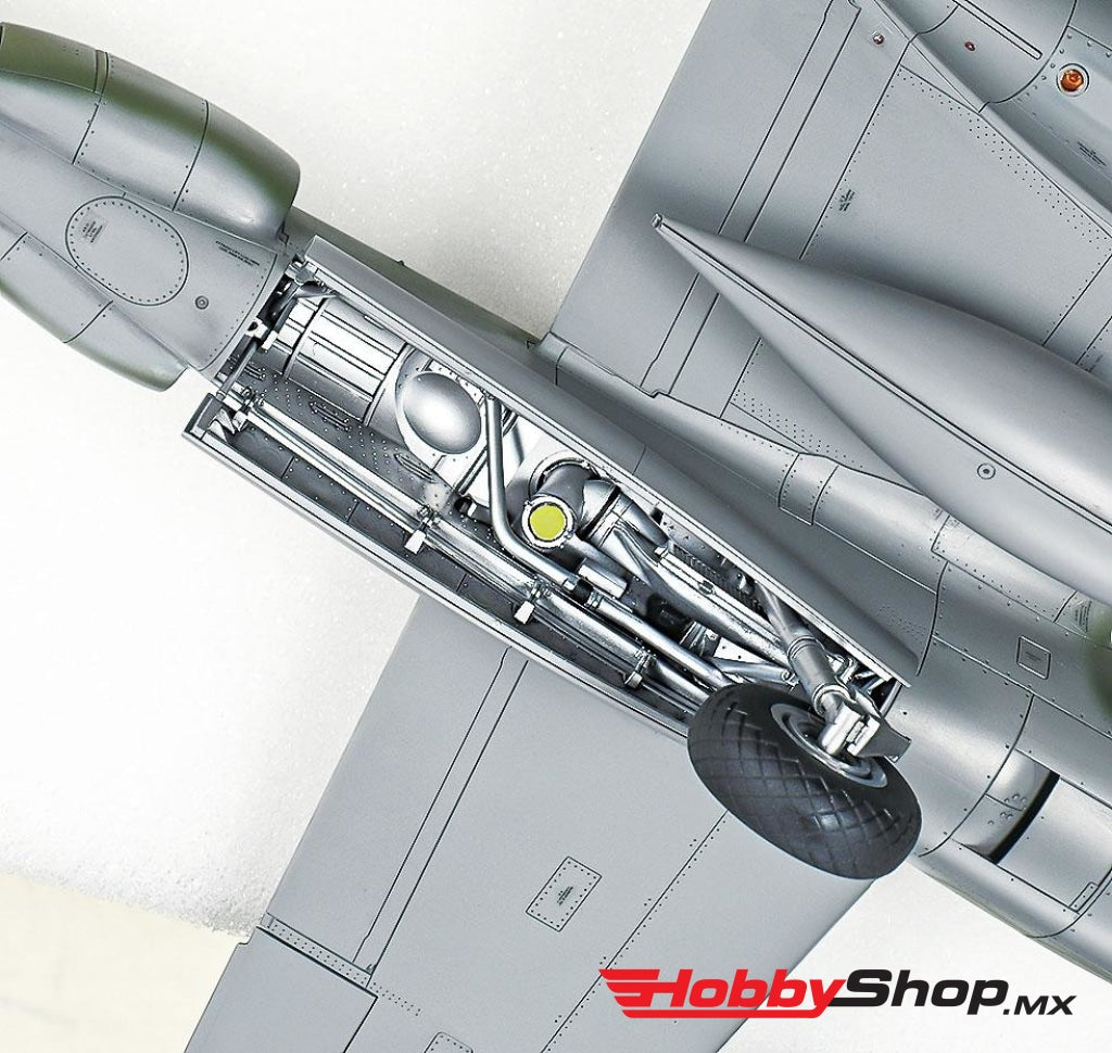 Tamiya - 1/48 Lockheed P-38 F/g Lightning Plastic Model Airplane Kit En Existencia