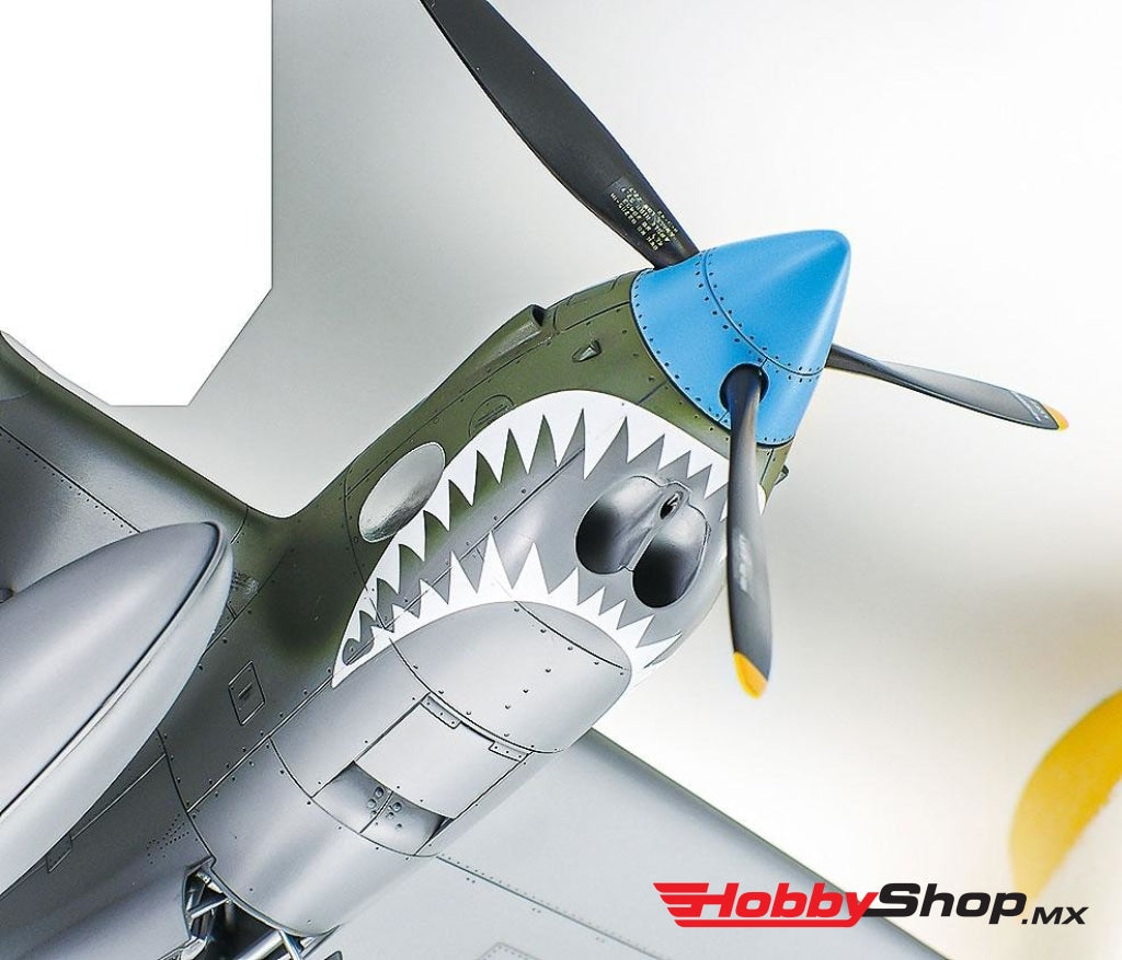 Tamiya - 1/48 Lockheed P-38 F/g Lightning Plastic Model Airplane Kit En Existencia