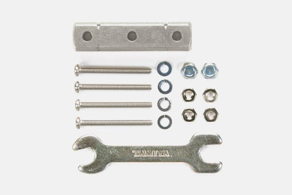 Tamiya - Jr Mass Damper Block 8X8X32Mm Silver En Existencia