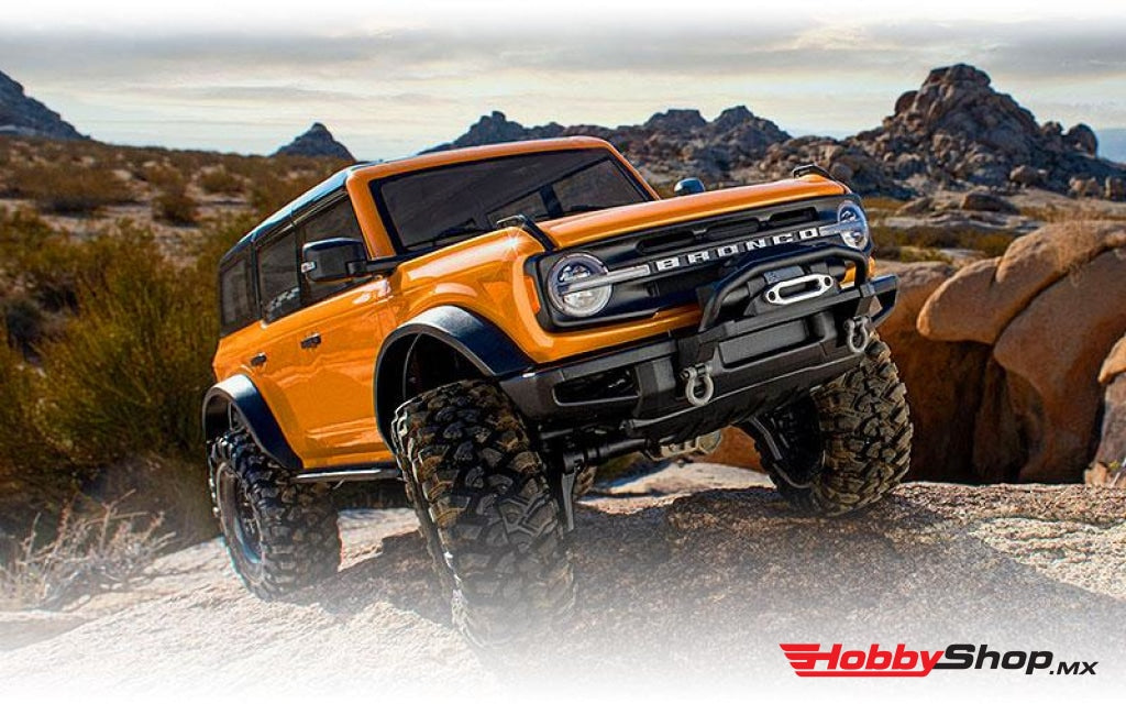 Traxxas - Trx-4 1/10 Trail Crawler Truck W/2021 Ford Bronco Body W/tqi 2.4Ghz Radio Naranja En