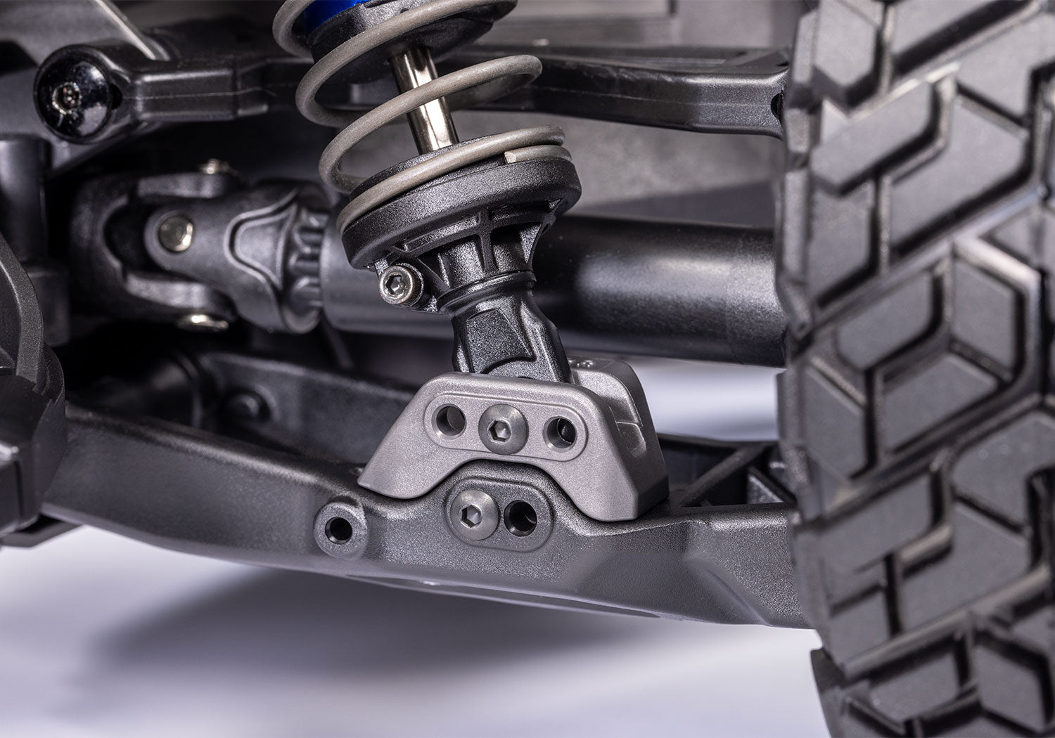 Traxxas - Maxx® Slash® 6S 1/10 RTR 4x4 Brushless Short Course Truck w/TQi™ 2.4GHz Radio & Link Module, Rock n Roll